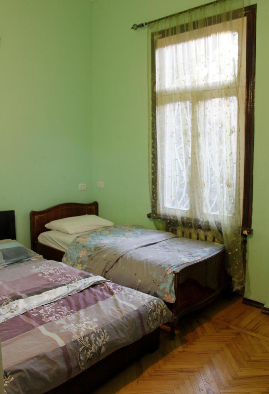 טביליסי Colors Hostel חדר תמונה
