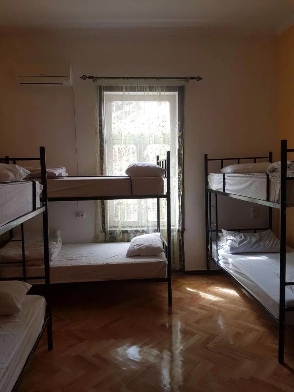 טביליסי Colors Hostel חדר תמונה
