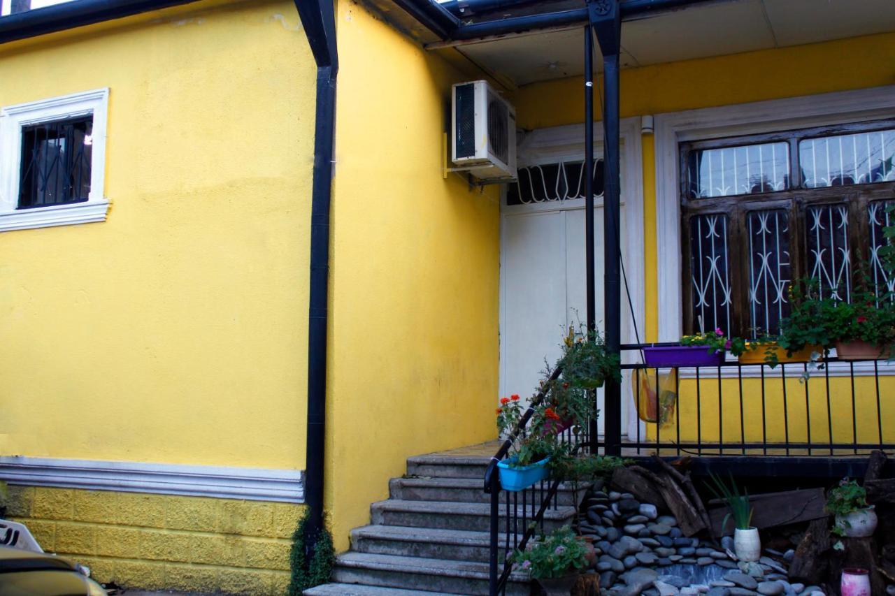 טביליסי Colors Hostel מראה חיצוני תמונה