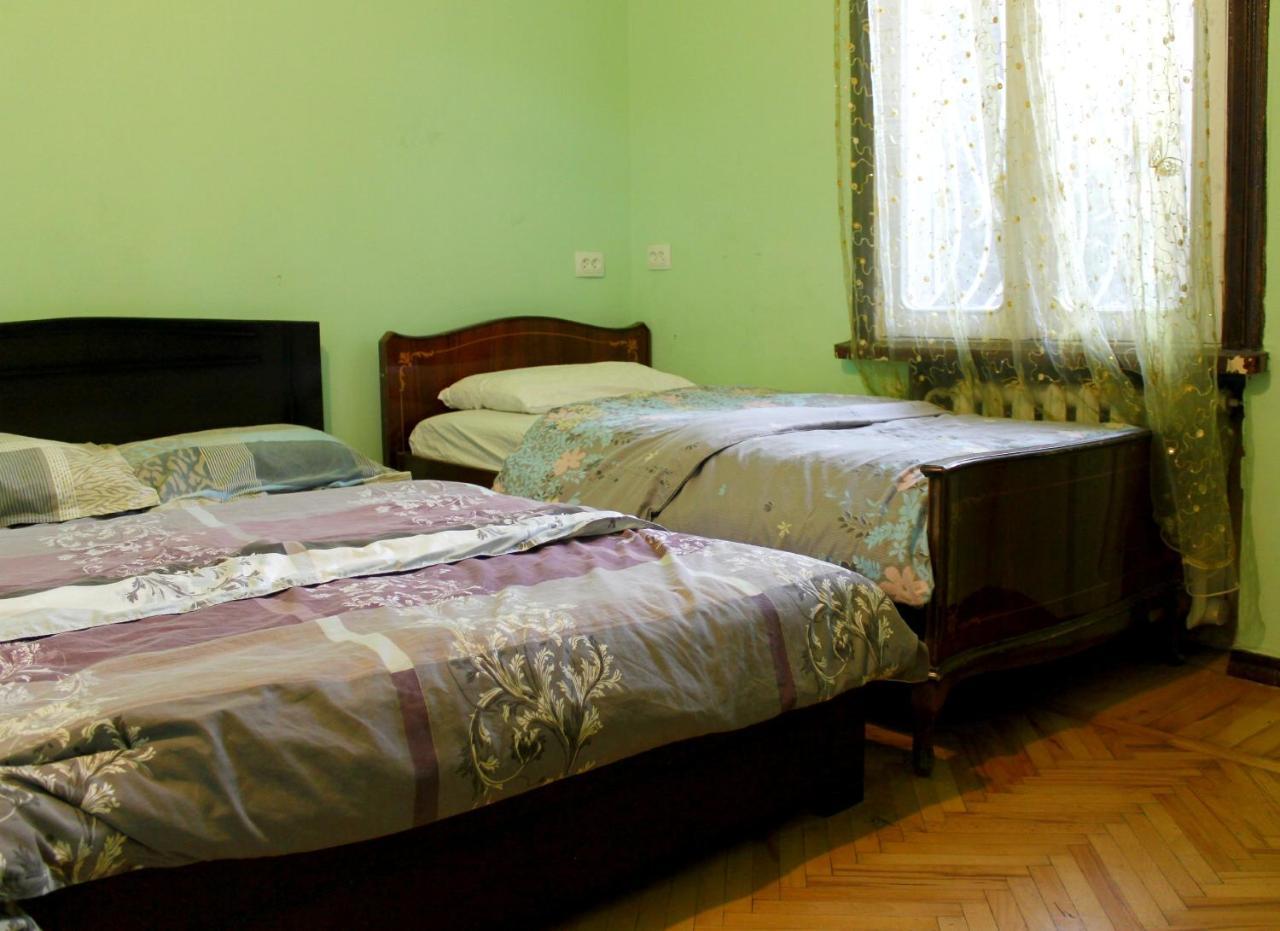 טביליסי Colors Hostel מראה חיצוני תמונה