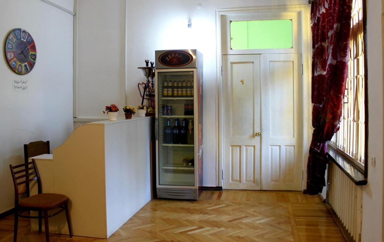 טביליסי Colors Hostel מראה חיצוני תמונה